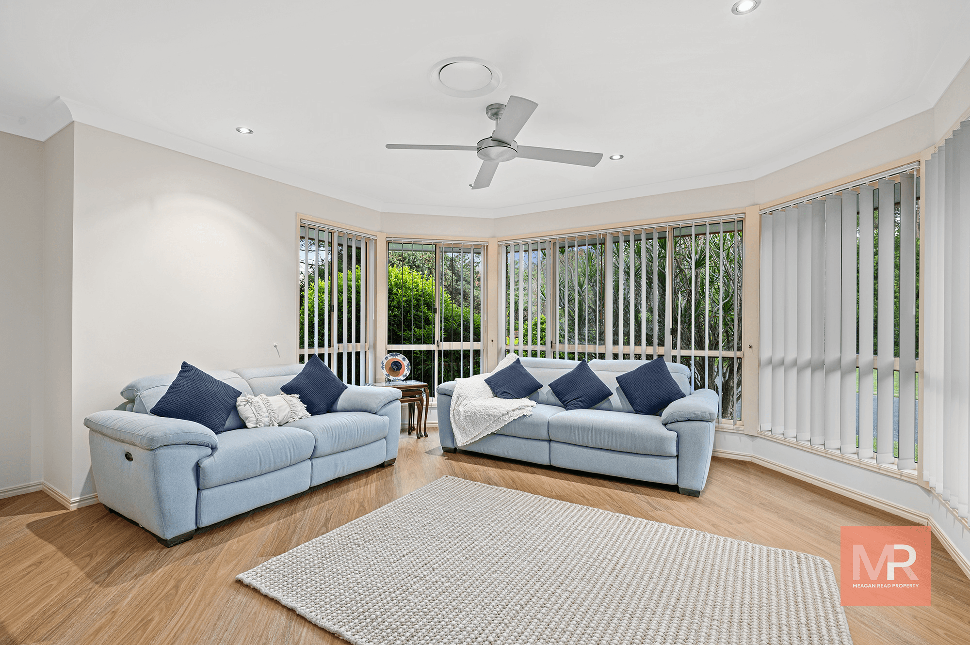 1-11 Canterbury Drive, MUNDOOLUN, QLD 4285