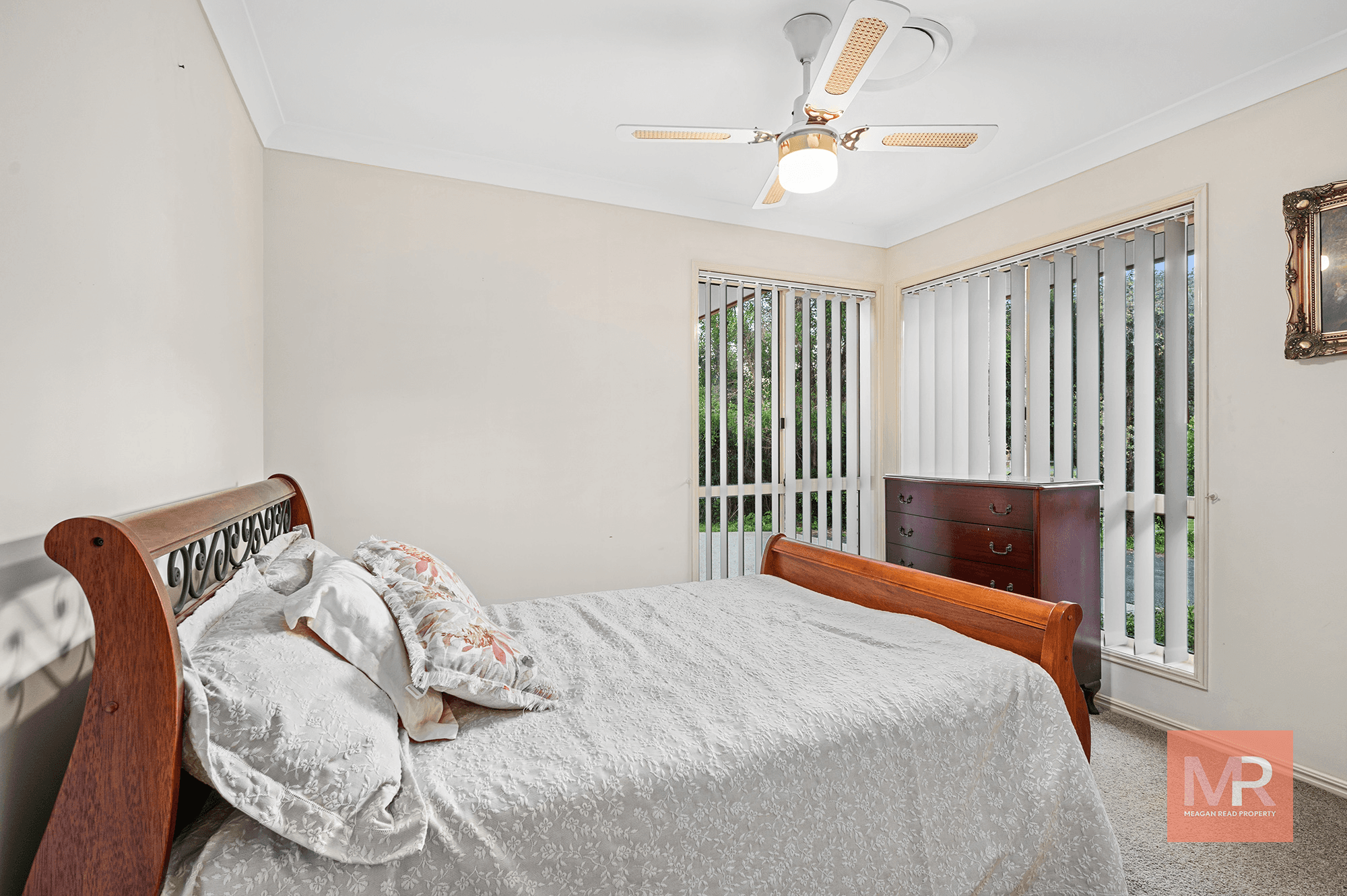 1-11 Canterbury Drive, MUNDOOLUN, QLD 4285