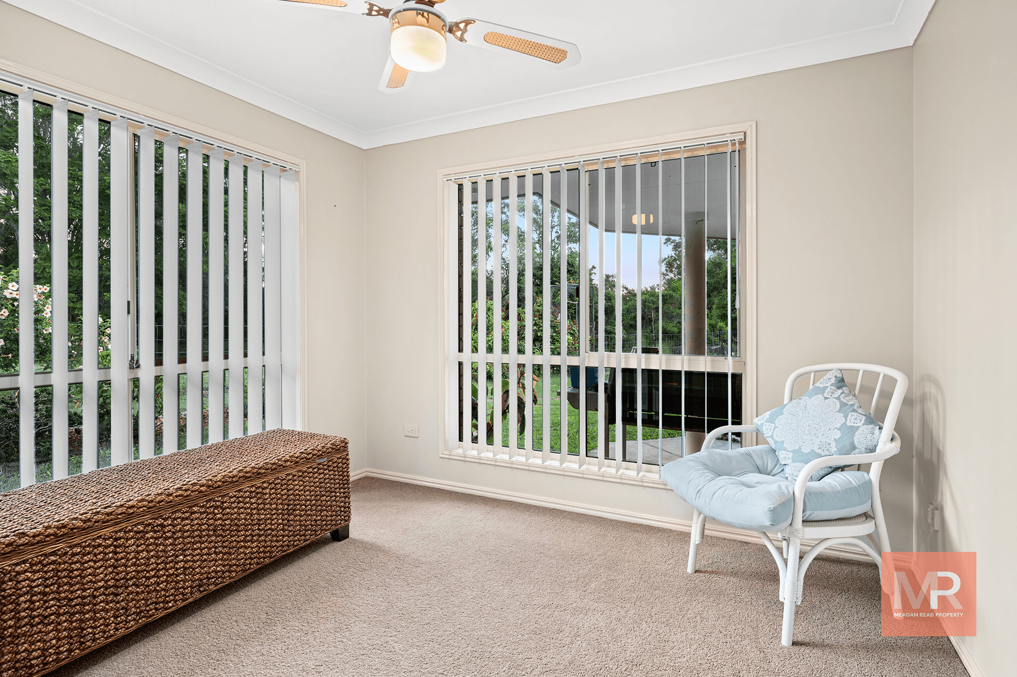 1-11 Canterbury Drive, MUNDOOLUN, QLD 4285