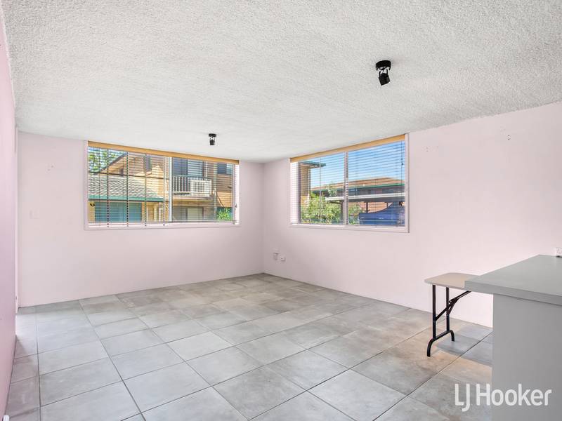 2/9 Meredith Street, REDCLIFFE, QLD 4020