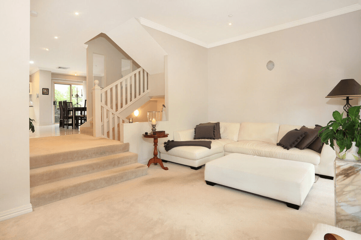 6/14 Pendraat Parade, HOPE ISLAND, QLD 4212