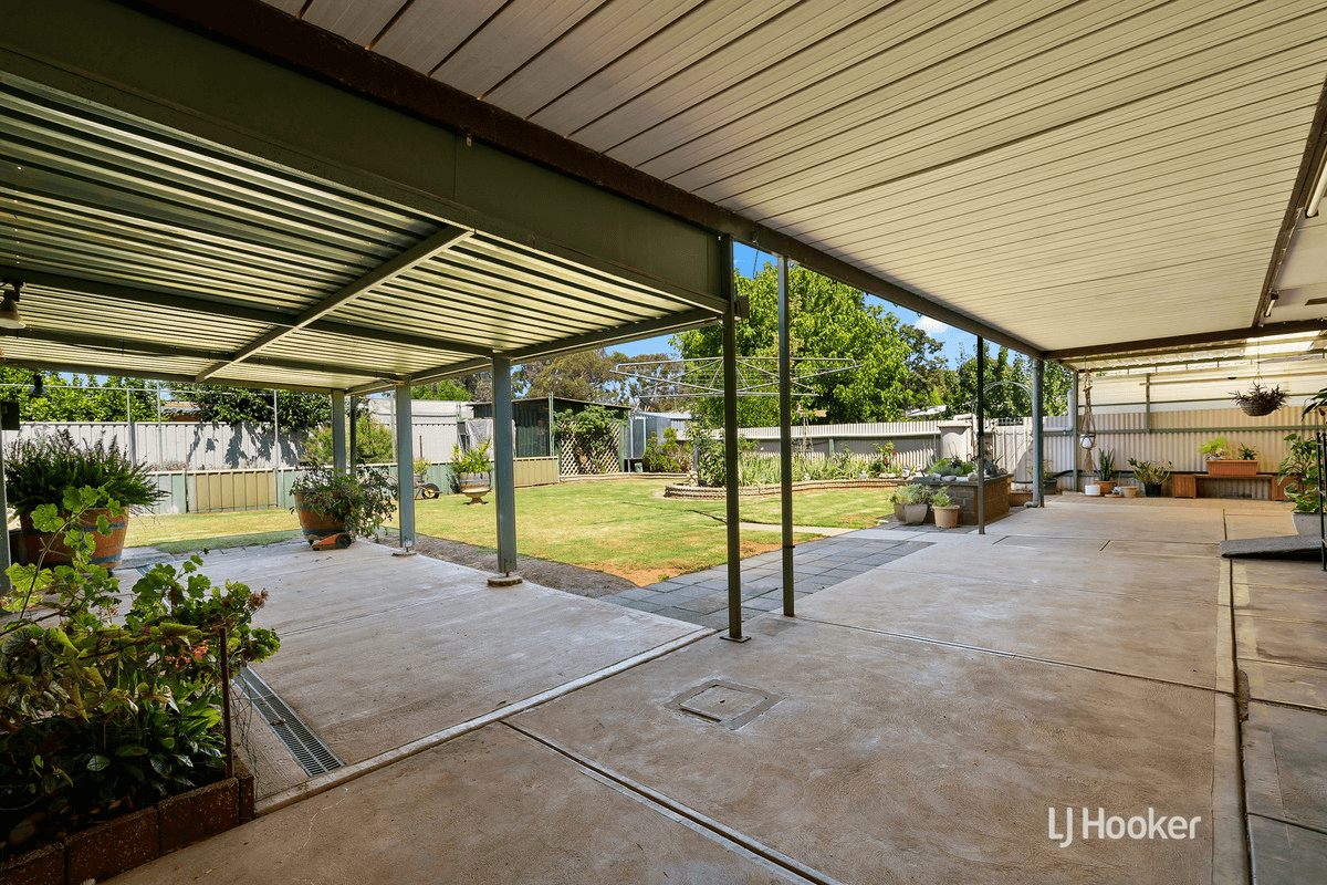 26 Otoma Street, PARALOWIE, SA 5108