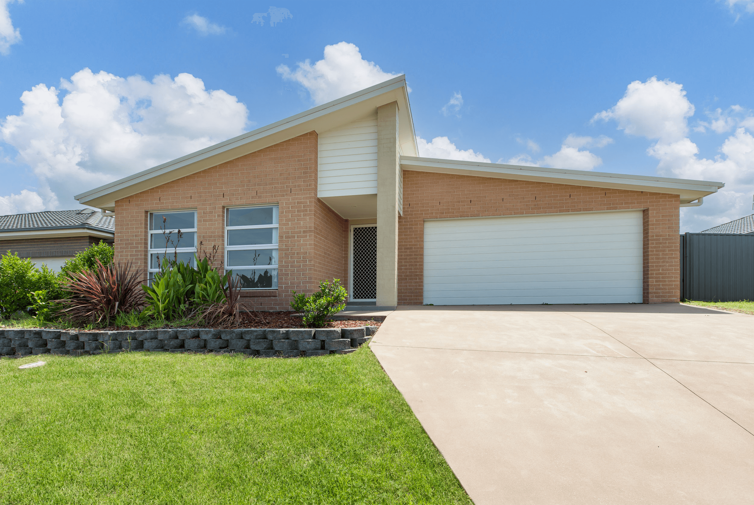 11 Broad Street, GILLIESTON HEIGHTS, NSW 2321