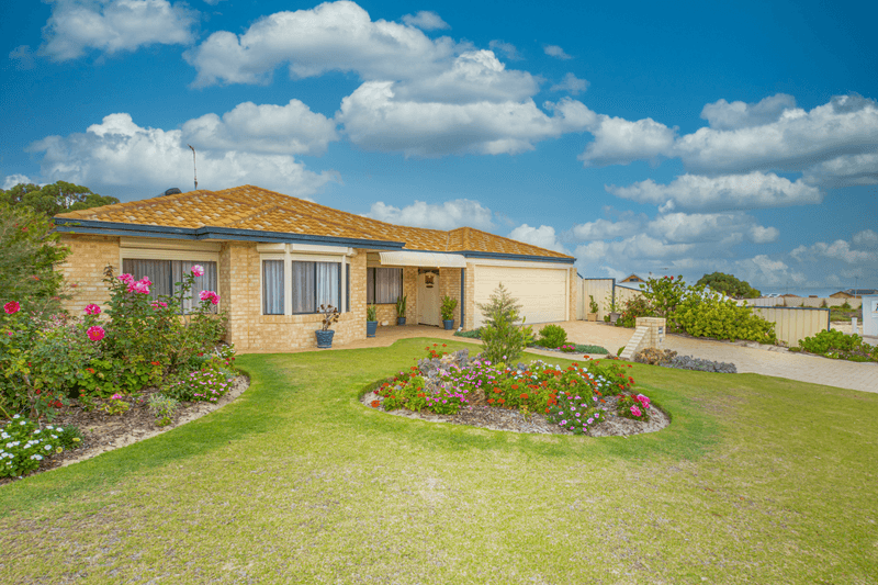 4 Bass Chase, YANCHEP, WA 6035