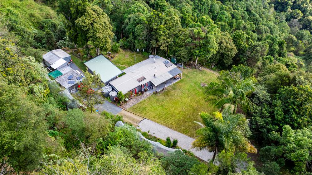2079 Beechmont Road, BEECHMONT, QLD 4211