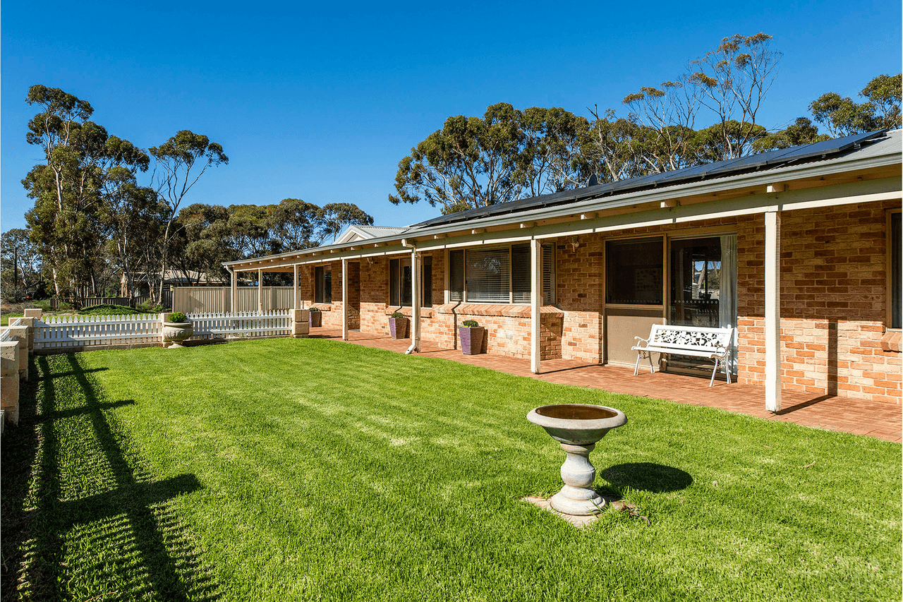 105  Seaforth Street, MOORA, WA 6510