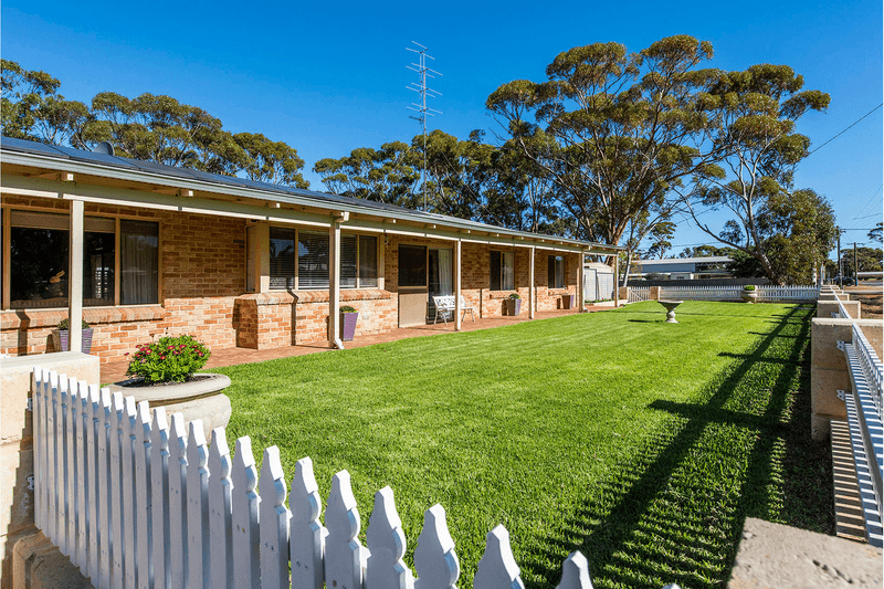 105  Seaforth Street, MOORA, WA 6510