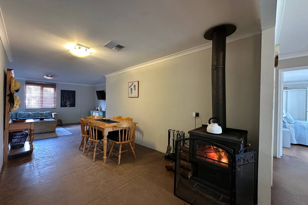 8827 Wallis Road, Katanning, WA 6317