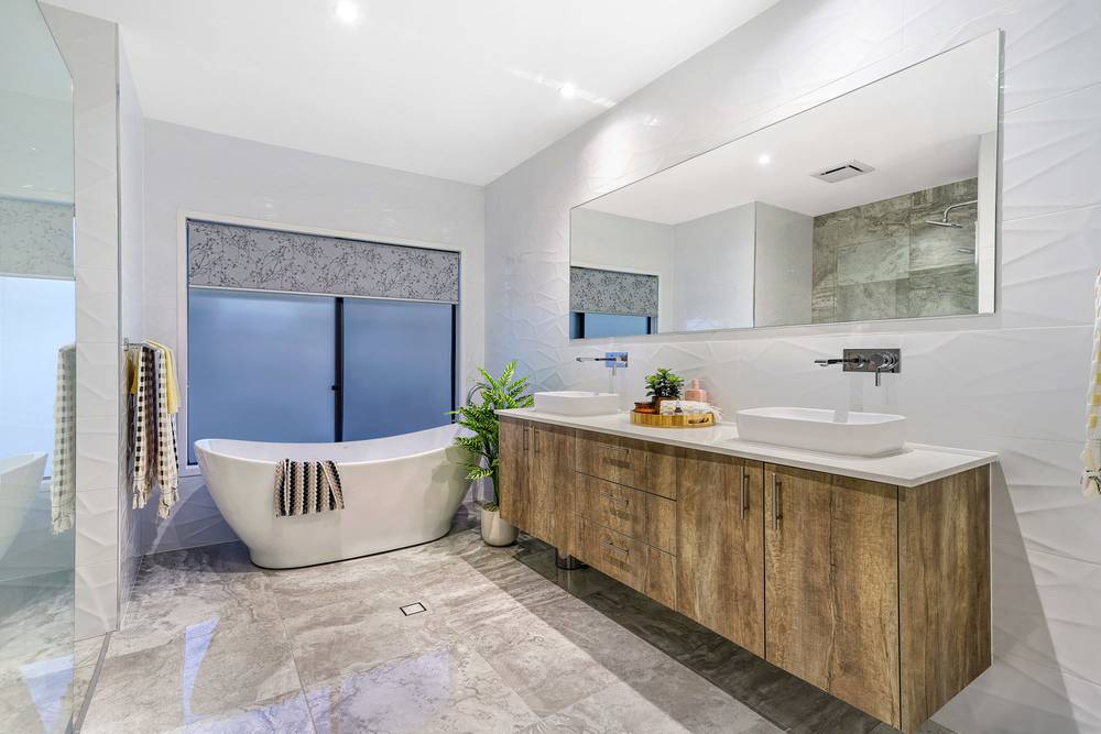 35 Poinciana Place, JACOBS WELL, QLD 4208
