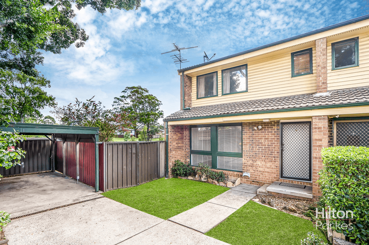 5 Barry Place, BIDWILL, NSW 2770