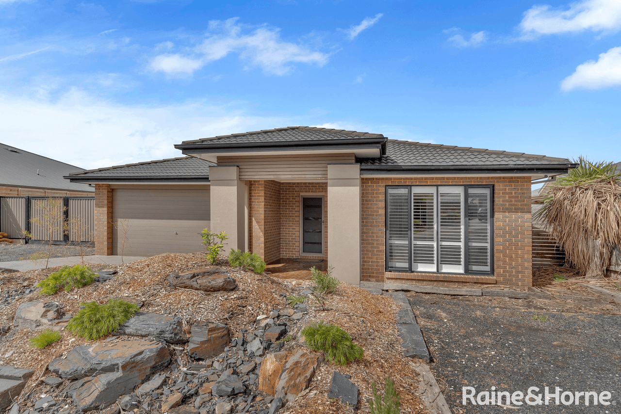 6 Larter Court, RIDDELLS CREEK, VIC 3431