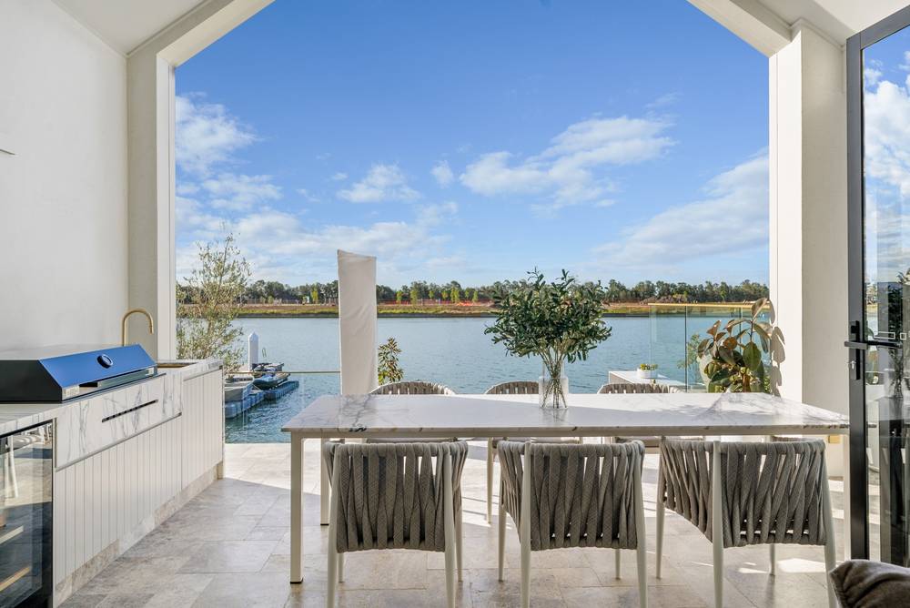 47 Aqua Street, Newport, QLD 4020