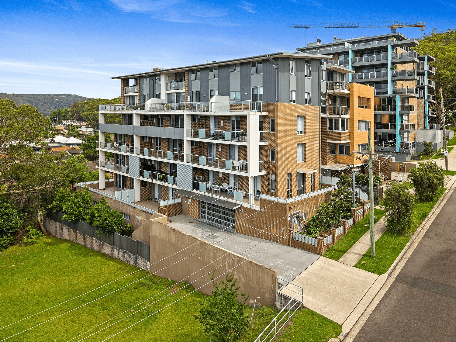 28/10-12 Batley Street, Gosford, NSW 2250