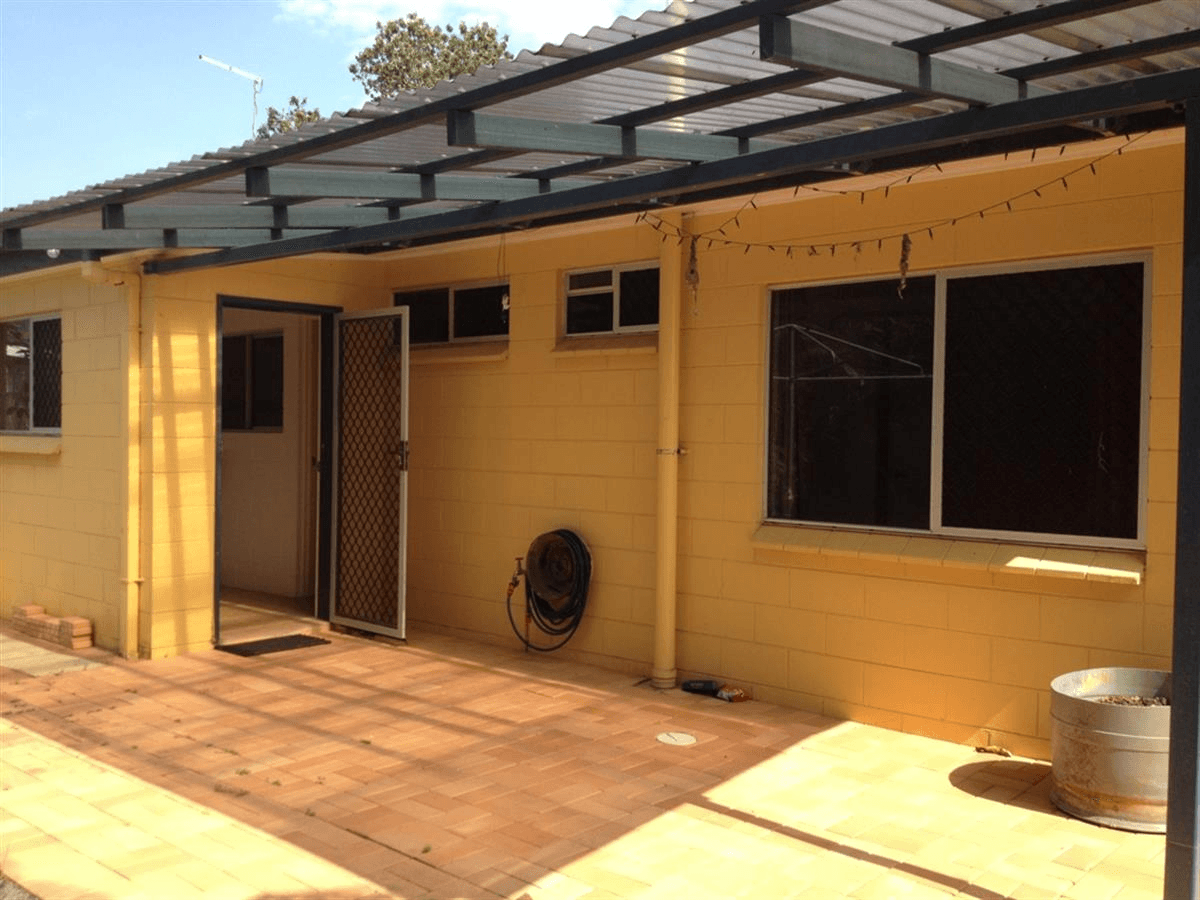 1&amp;2/15 Derby Street, Yorkeys Knob, QLD 4878