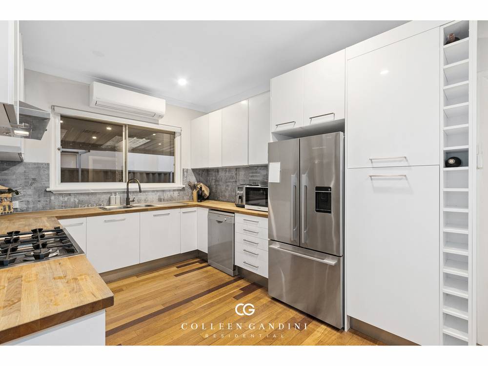 4 Lambert Street, Alfred Cove, WA 6154