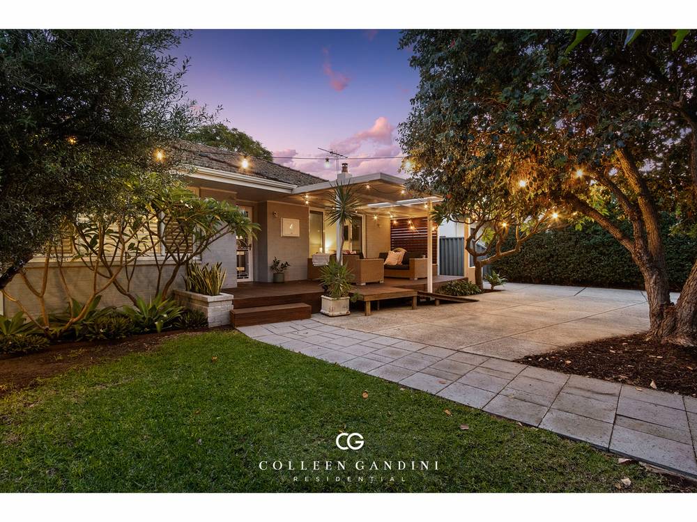 4 Lambert Street, Alfred Cove, WA 6154