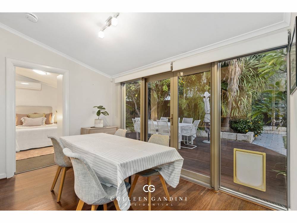 4 Lambert Street, Alfred Cove, WA 6154