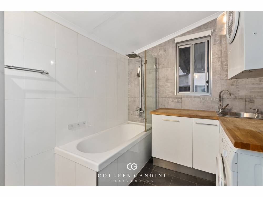 4 Lambert Street, Alfred Cove, WA 6154