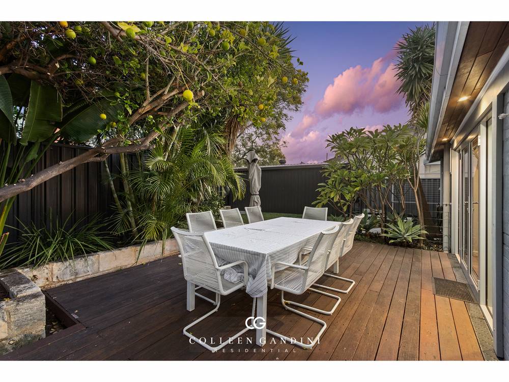 4 Lambert Street, Alfred Cove, WA 6154