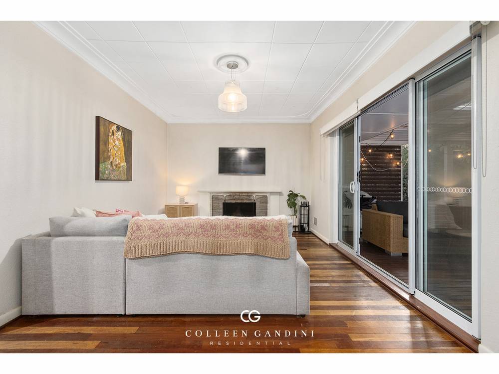 4 Lambert Street, Alfred Cove, WA 6154