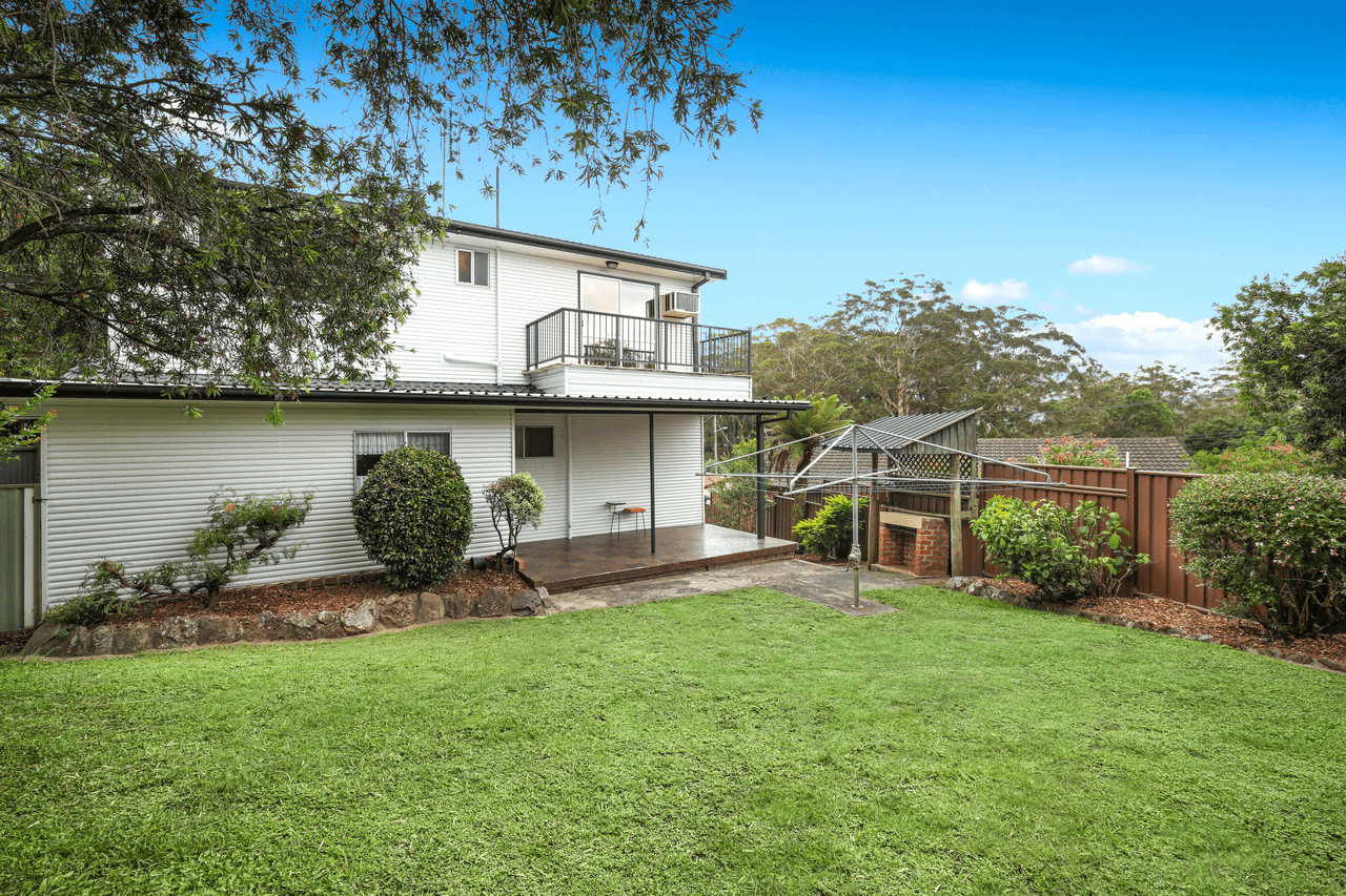 3 Tania Drive, POINT CLARE, NSW 2250