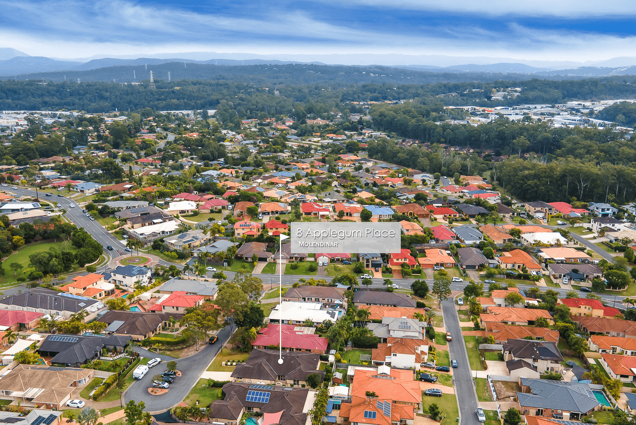 8 Applegum Place, MOLENDINAR, QLD 4214