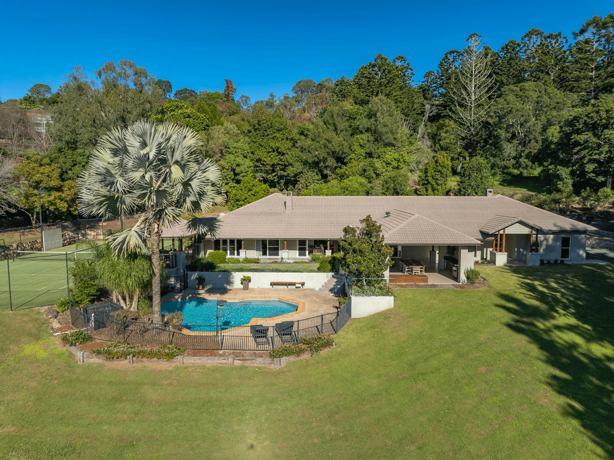 226 Moons Lane, Brookfield, Qld 4069