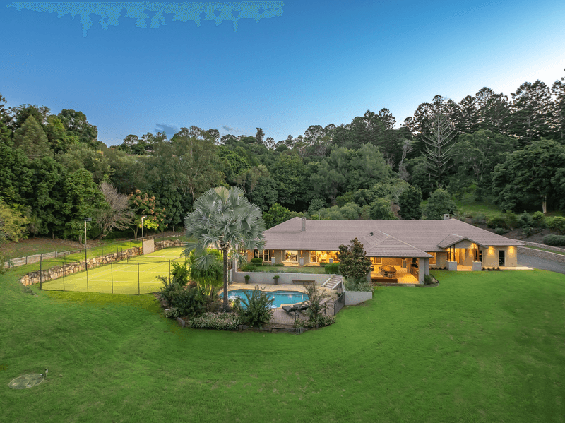 226 Moons Lane, Brookfield, Qld 4069