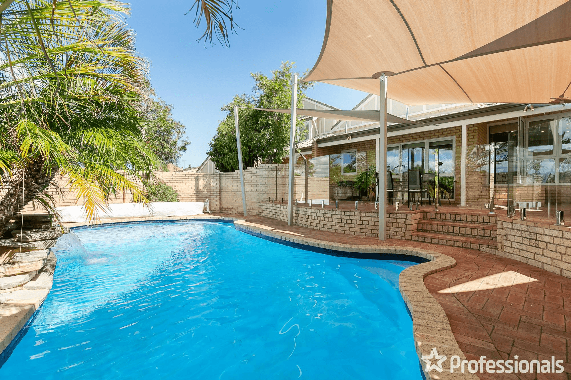 25 Maquire Way, BULL CREEK, WA 6149