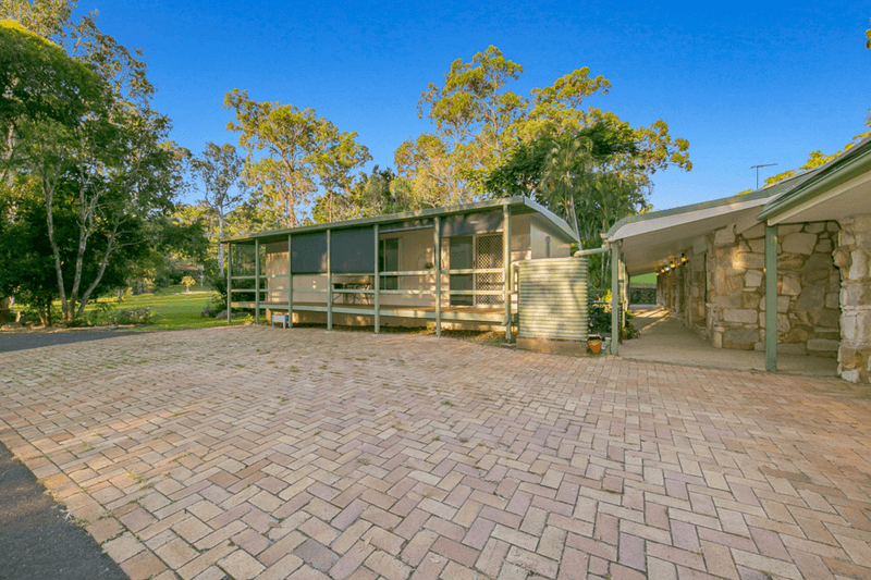 12 Sanderling Drive, Warner, QLD 4500