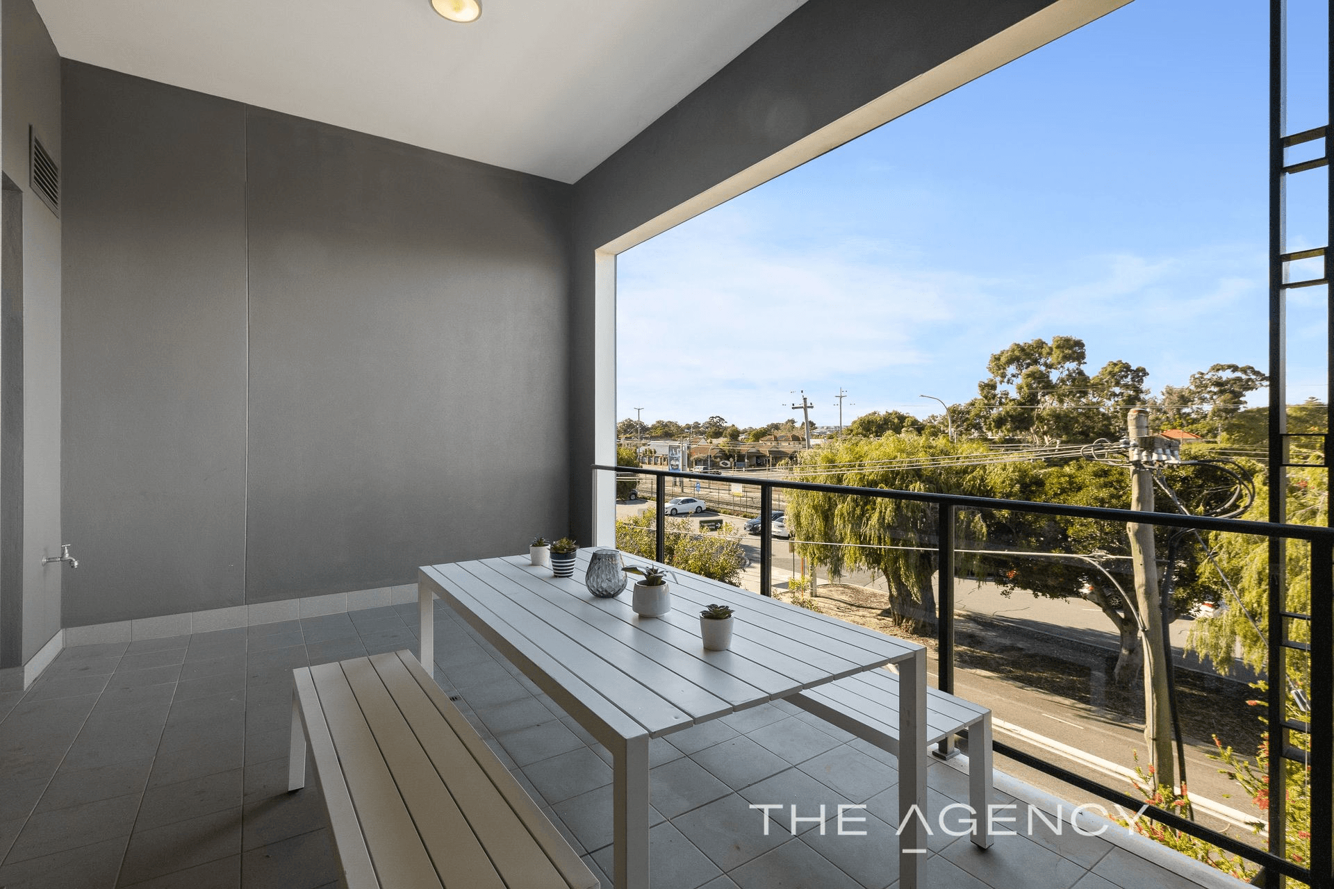 19/2 Tenth Avenue, Maylands, WA 6051