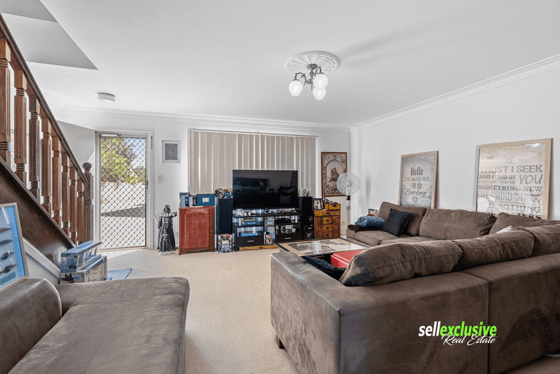 5/5 Clark Terrace, Sandstone Point, QLD 4511