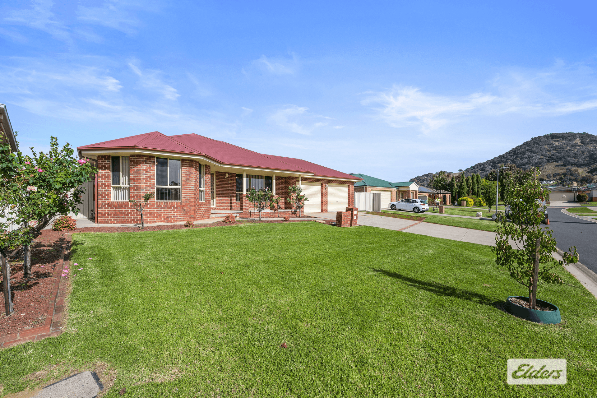 6 Oatlands Fairway, Wodonga, VIC 3690