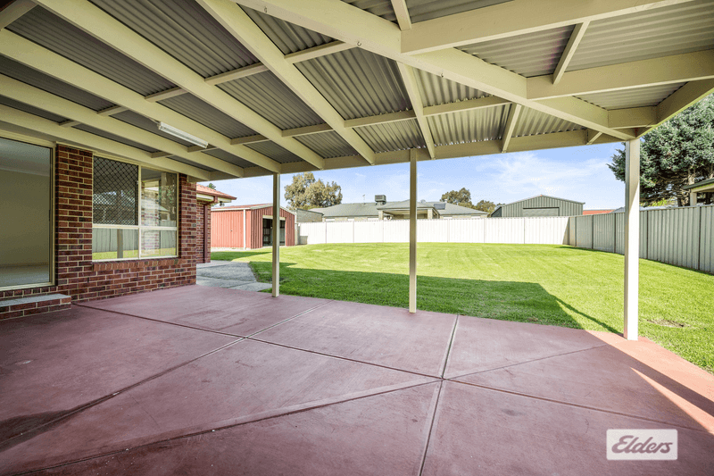 6 Oatlands Fairway, Wodonga, VIC 3690