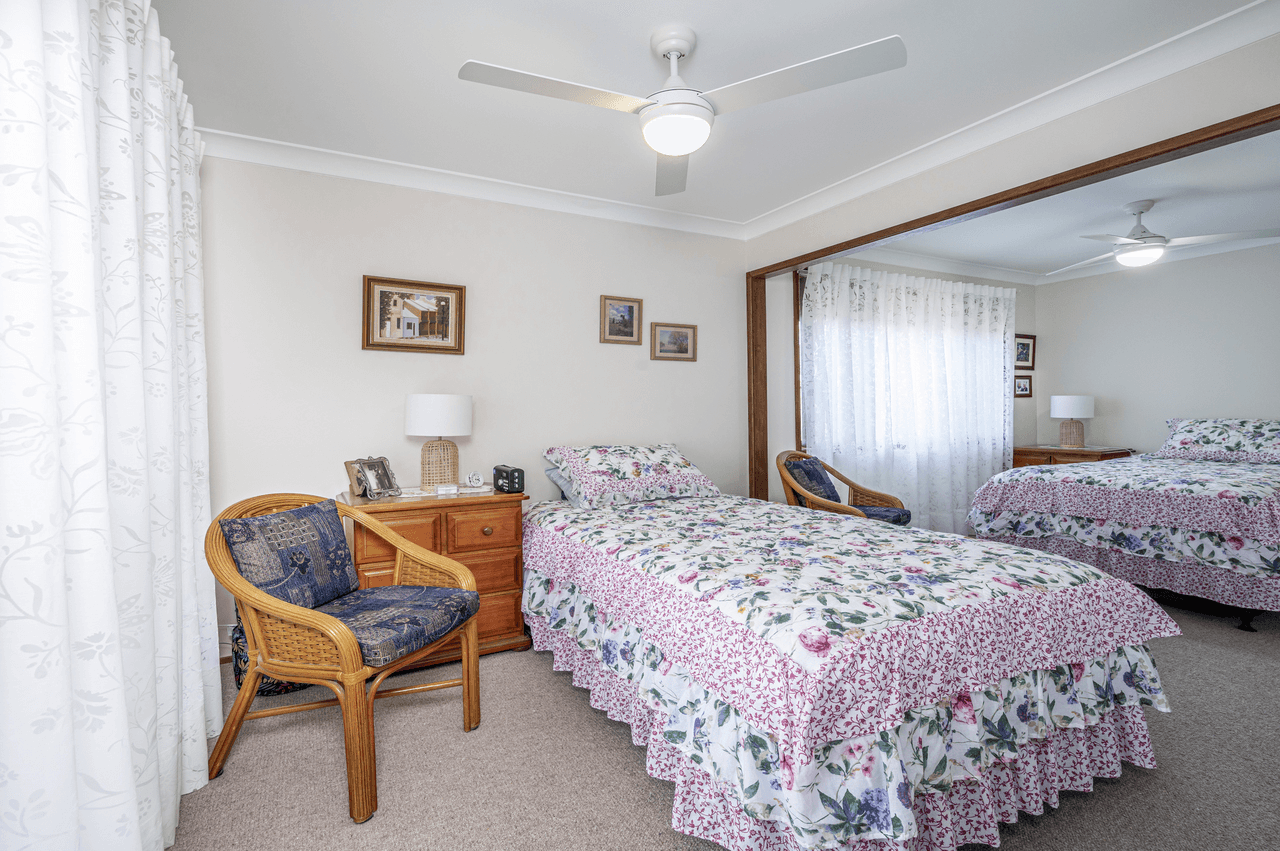 4 Justine Close, BARGO, NSW 2574