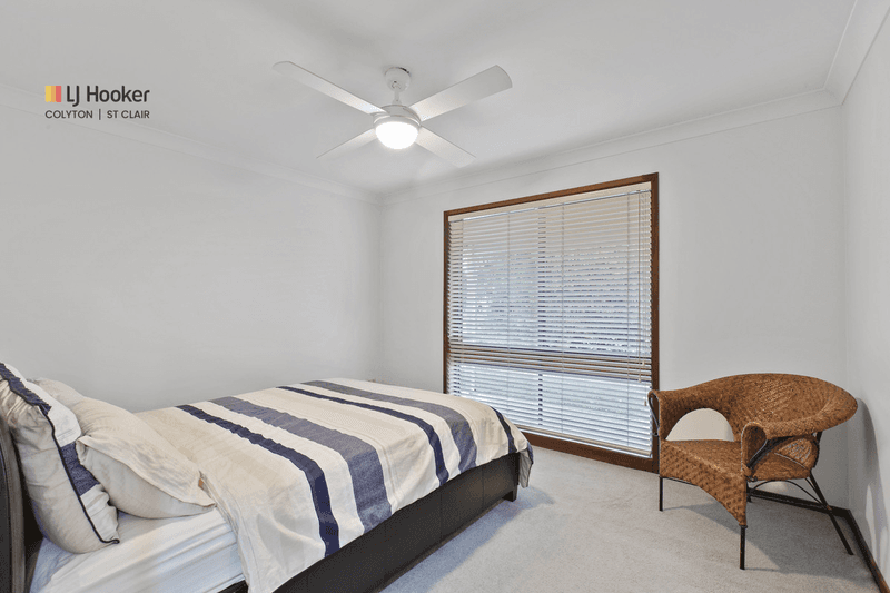 1 Lorne Place, BOSSLEY PARK, NSW 2176