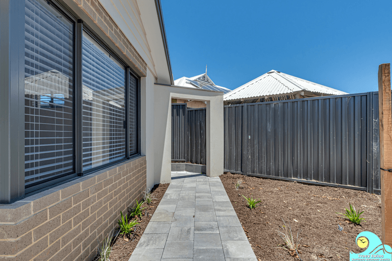 6/6 Merion Court, YANCHEP, WA 6035