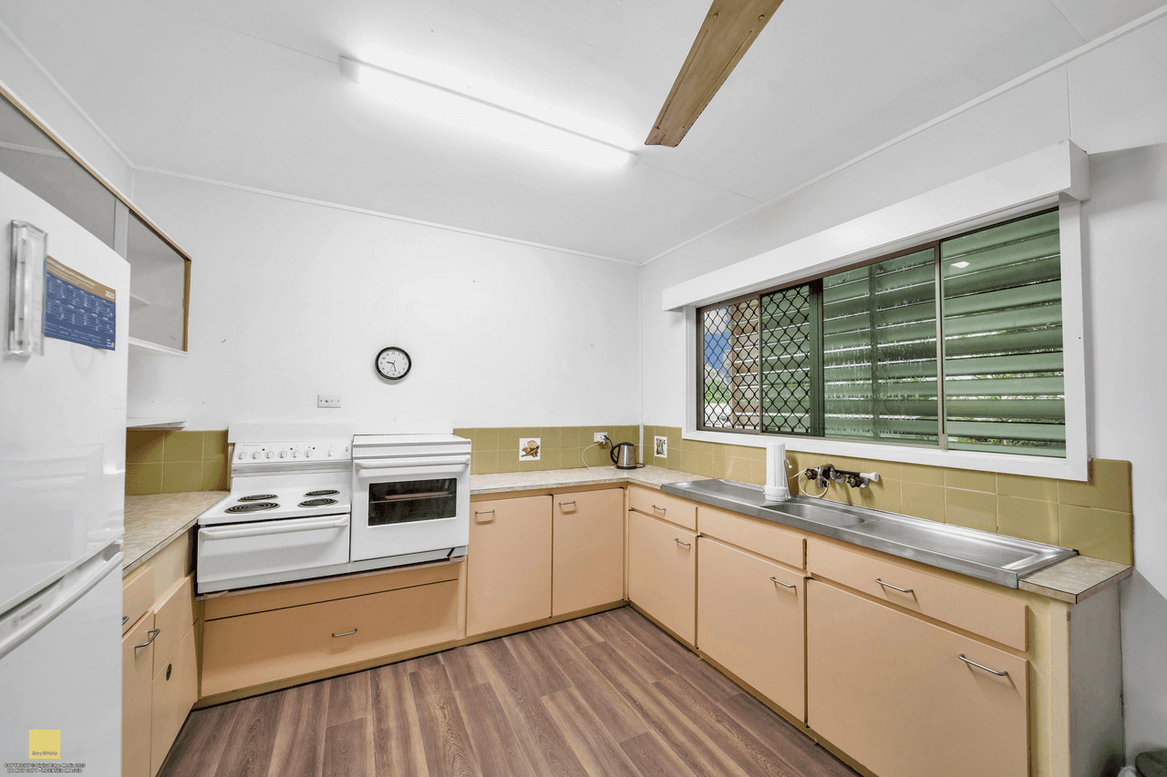 23 Jaye Street, EDGE HILL, QLD 4870