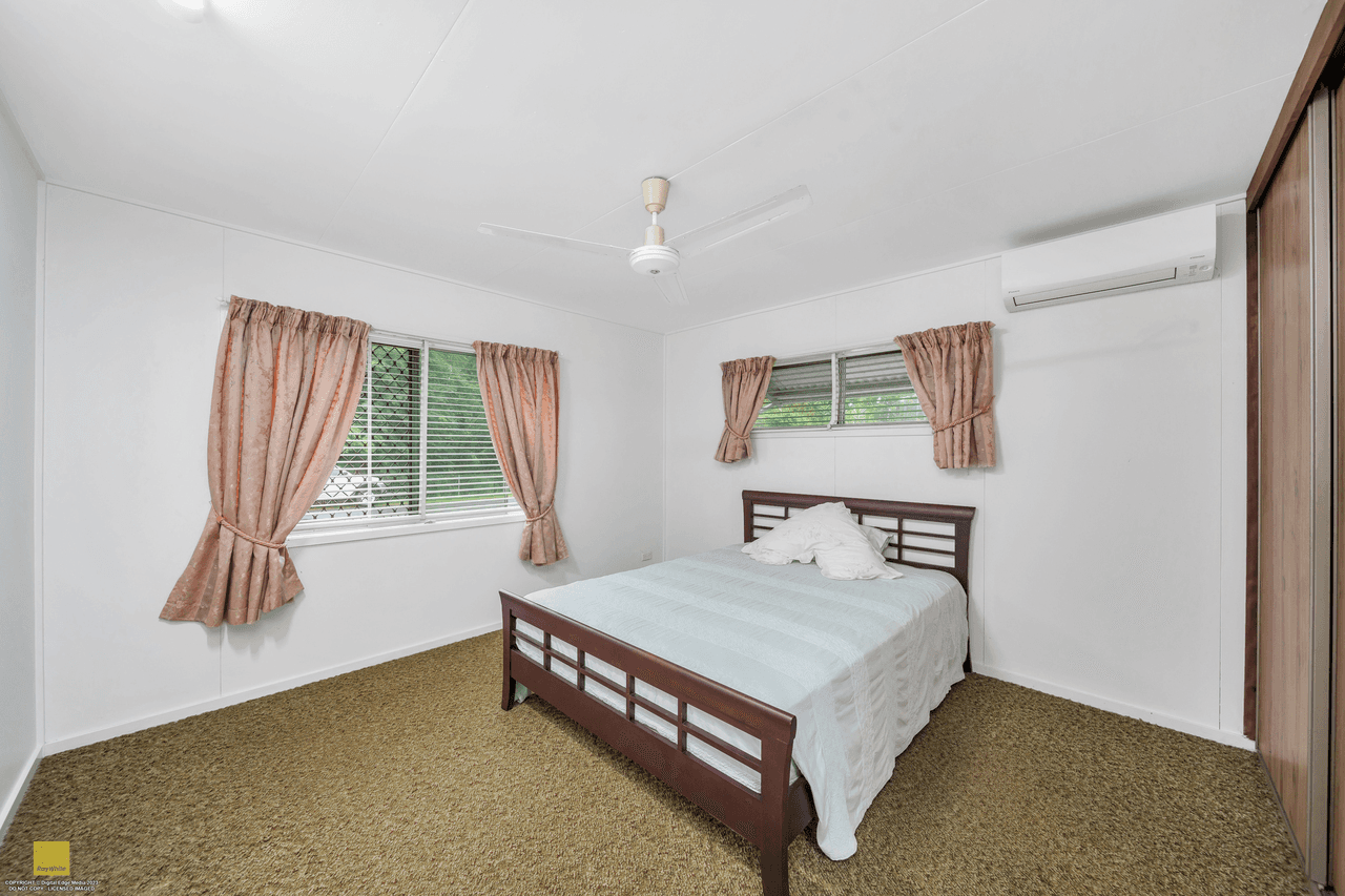 23 Jaye Street, EDGE HILL, QLD 4870