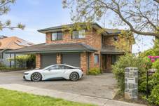 2 Hamilton Row, YARRALUMLA, ACT 2600