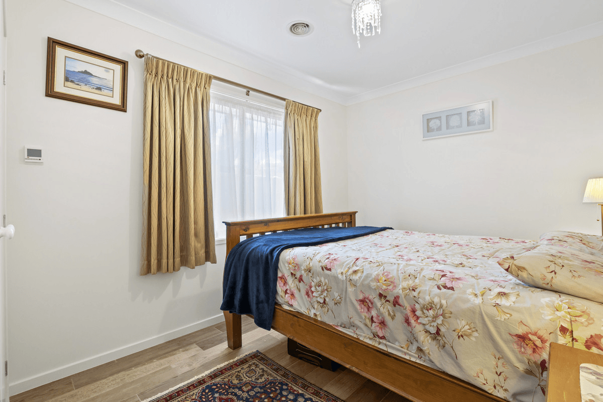 2 Hamilton Row, YARRALUMLA, ACT 2600