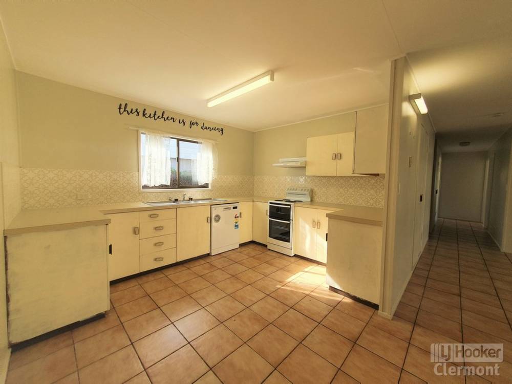 73 Francis Street, CLERMONT, QLD 4721