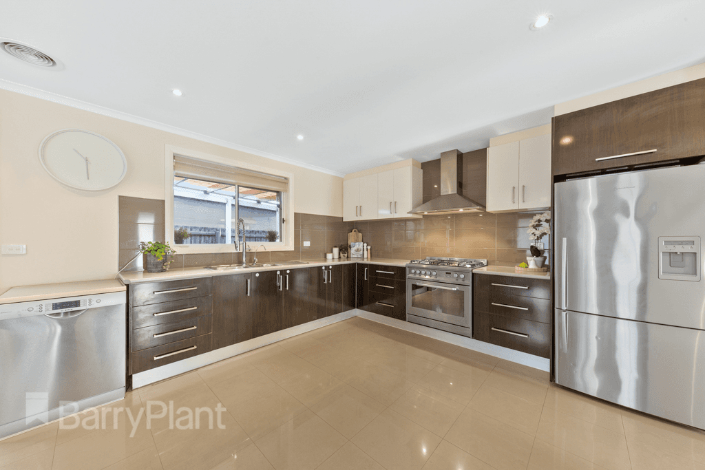 3 Yan Yean Place, St Albans, VIC 3021