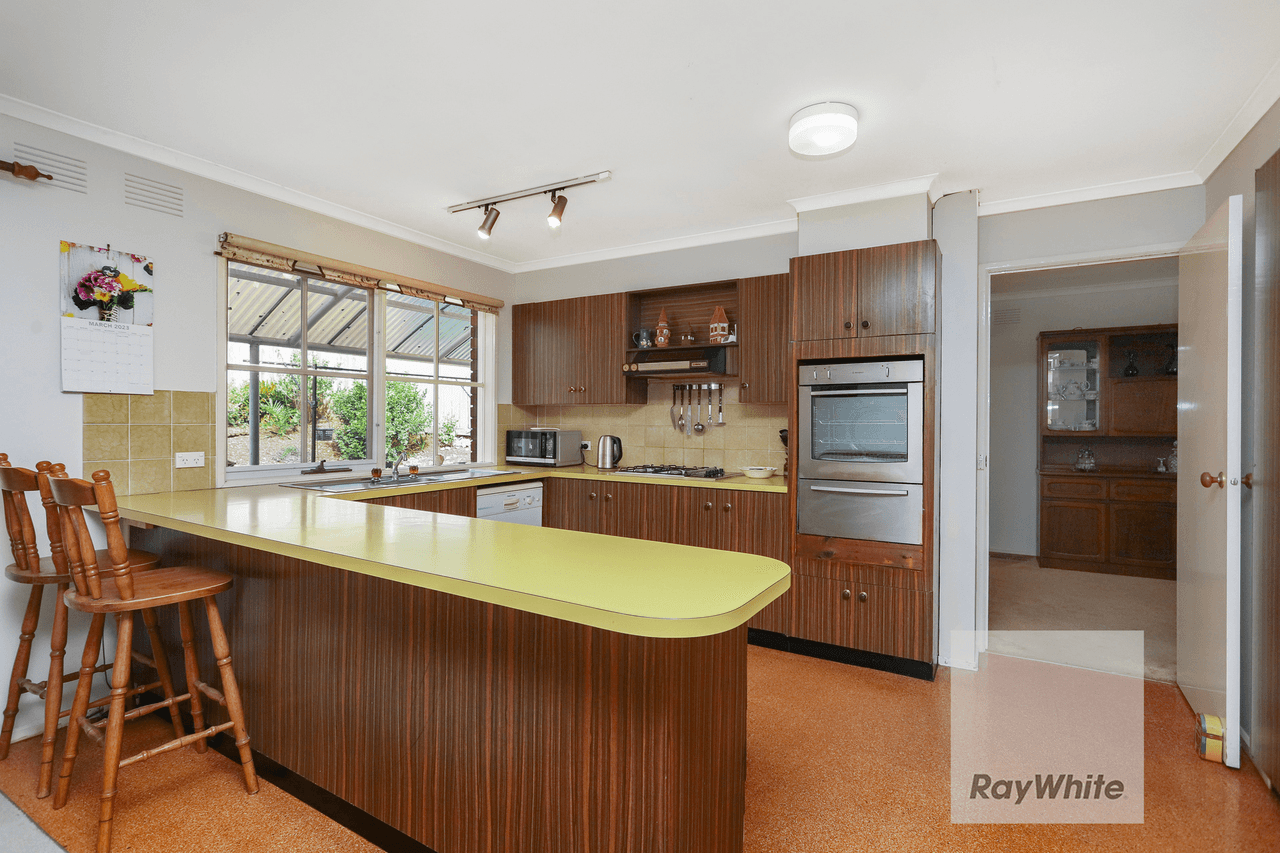 17 Forman Street, WESTMEADOWS, VIC 3049