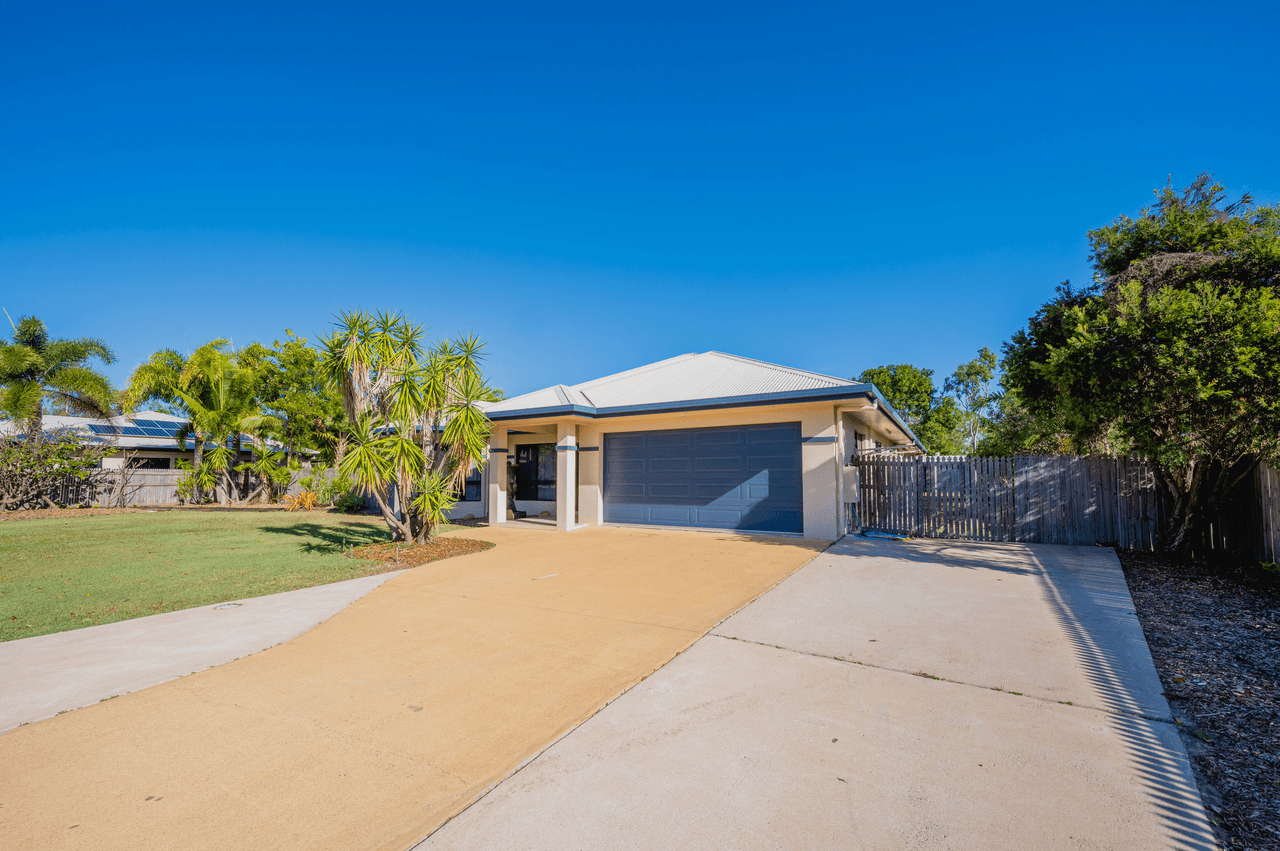 7 Shoalmarra Drive, MOUNT LOW, QLD 4818