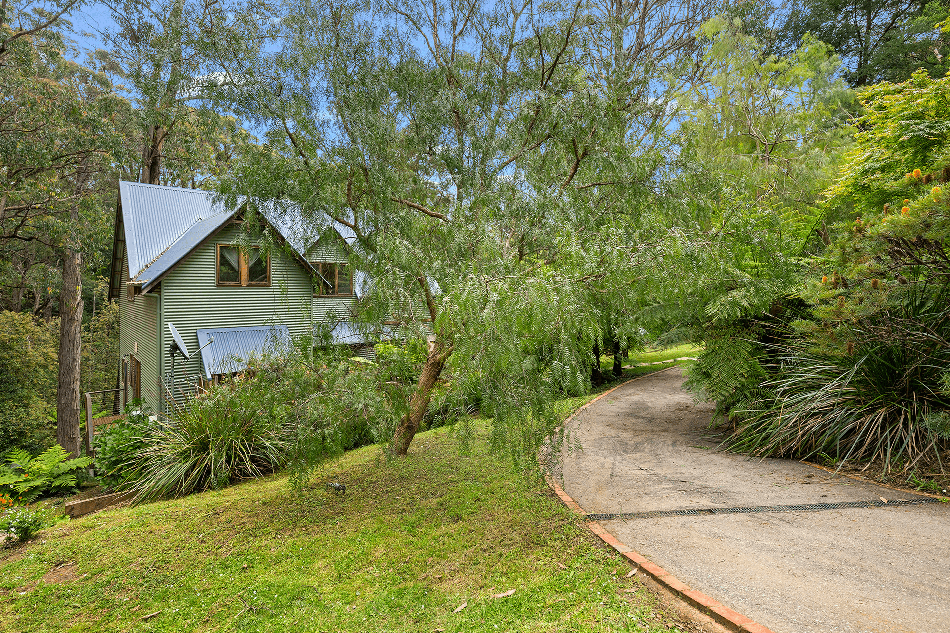 29 Fernglade Drive, Emerald, VIC 3782