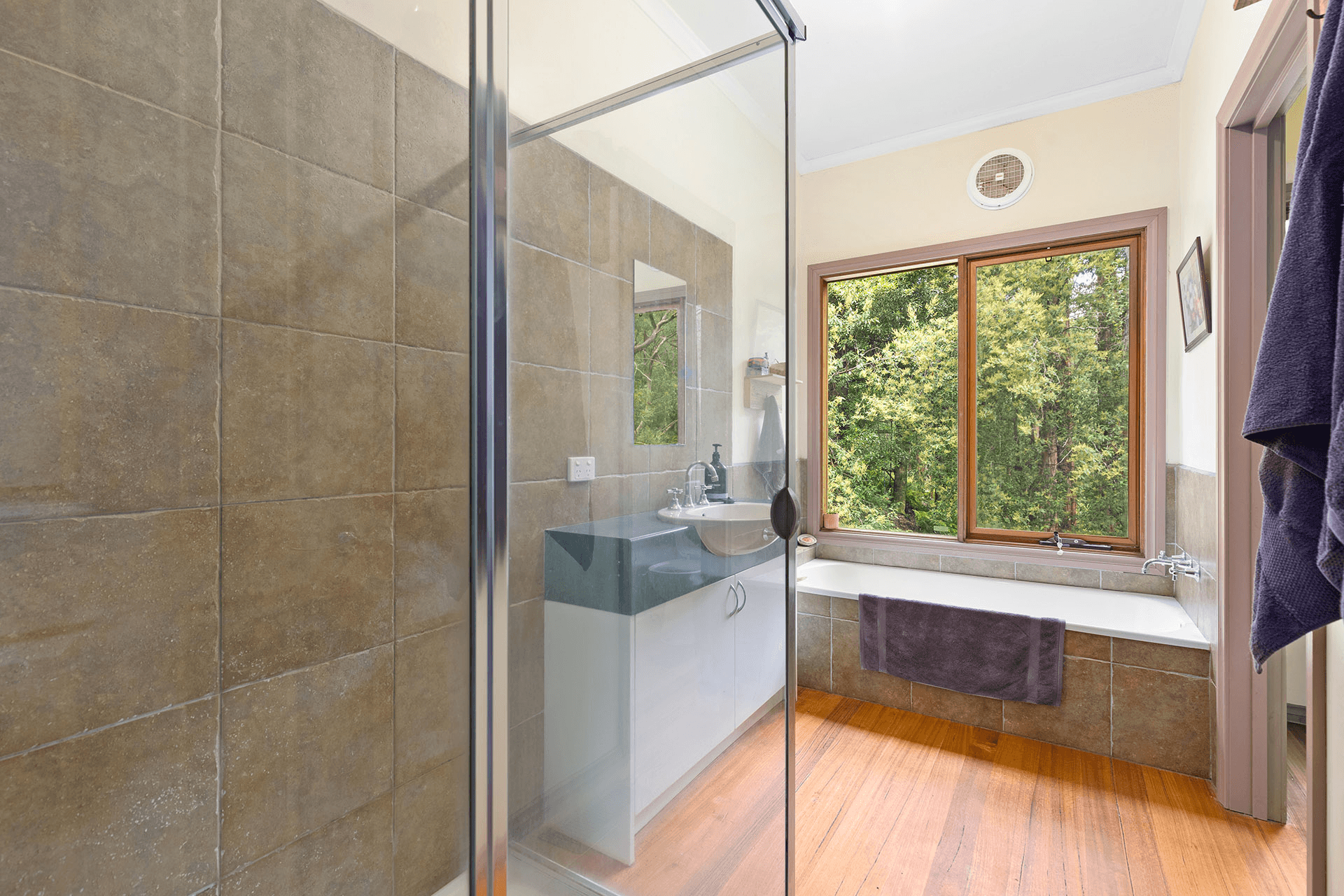 29 Fernglade Drive, Emerald, VIC 3782