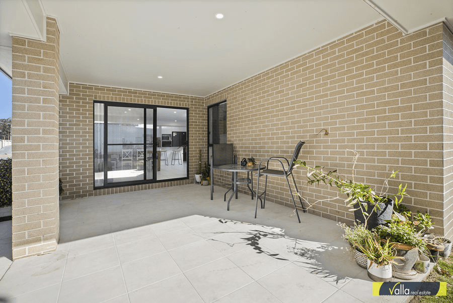 11 WARRGUNY STREET, NAMBUCCA HEADS, NSW 2448