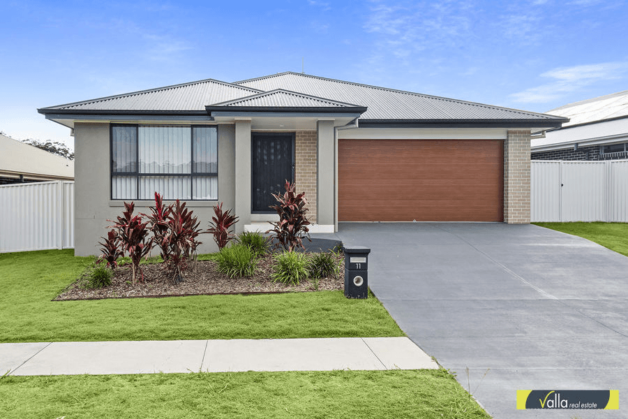 11 WARRGUNY STREET, NAMBUCCA HEADS, NSW 2448