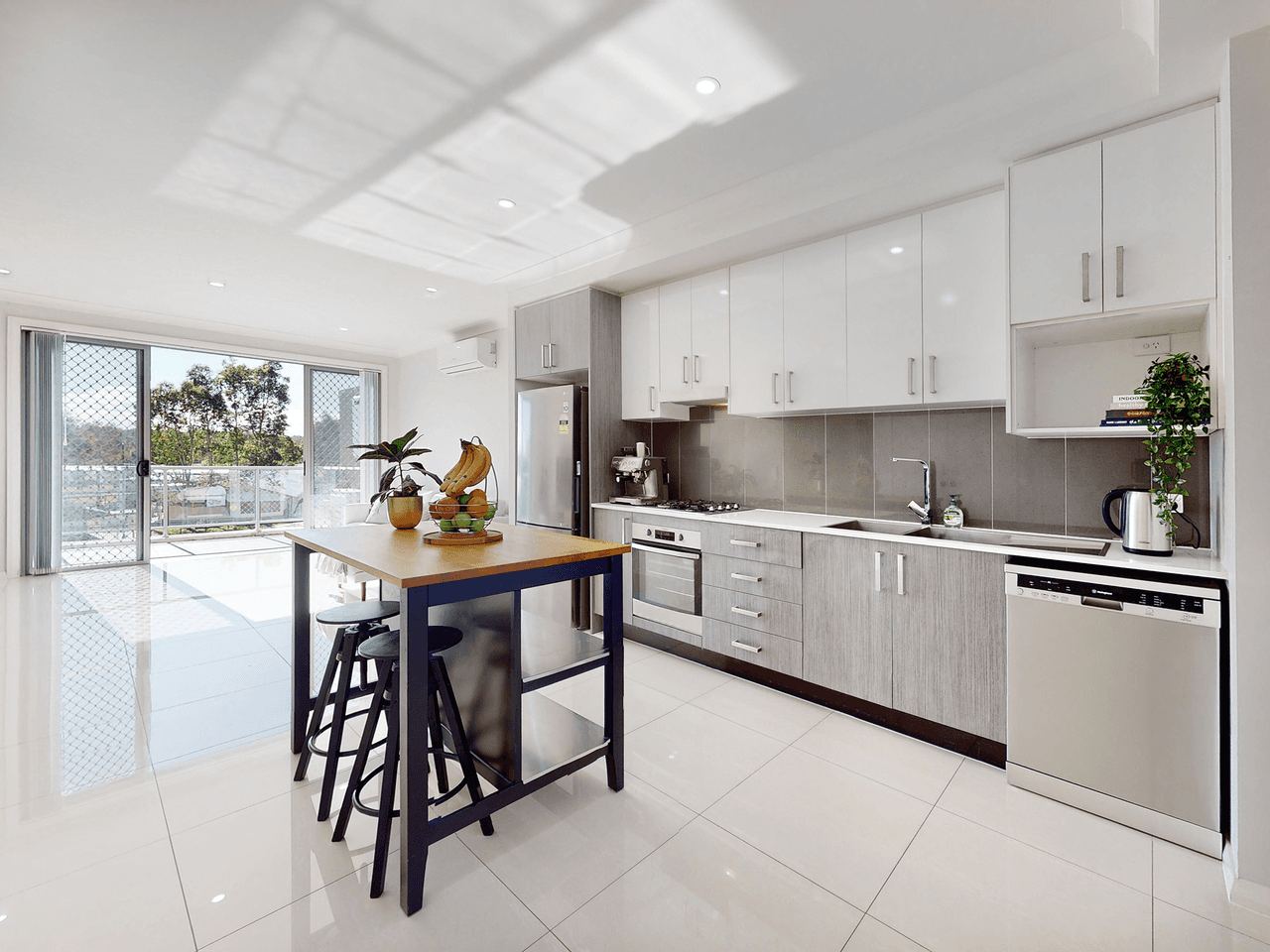 301/44B Drummond Avenue, ROPES CROSSING, NSW 2760